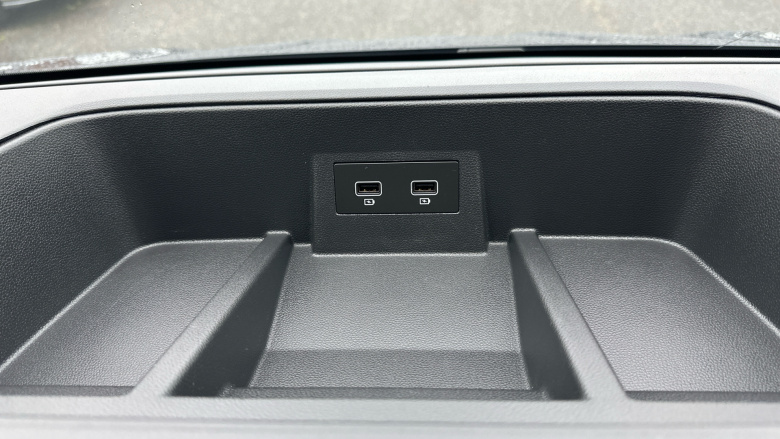 Renault Trafic Lwb Minibus Diesel LL30 Blue dCi 170 Extra 9 Seater EDC